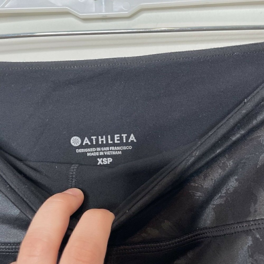 Athleta Midnight Garden Stirrup Leggings Size XSP Black Floral - Picture 7 of 12